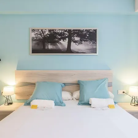 Zurriola - Beachside Comfort 아파트