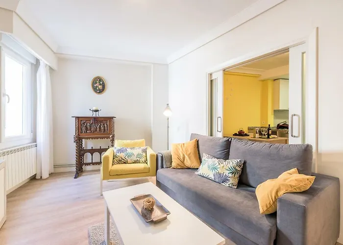 شقة Zurriola - Beachside Comfort *