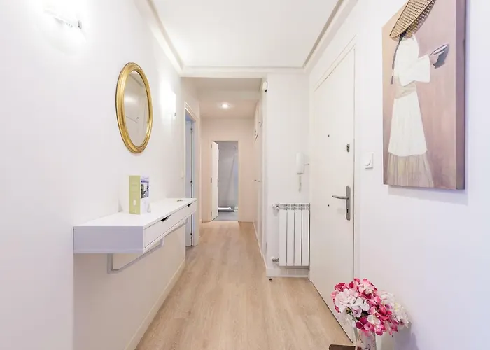 Zurriola - Beachside Comfort سان سيباستيان